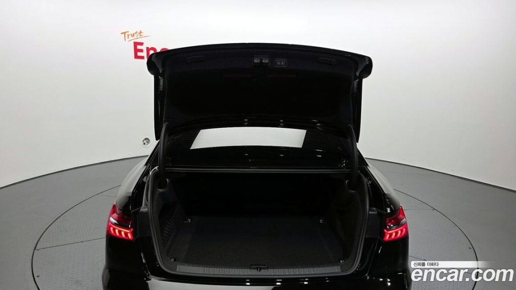 Audi A6 45 TFSI Quattro Premium, 2023