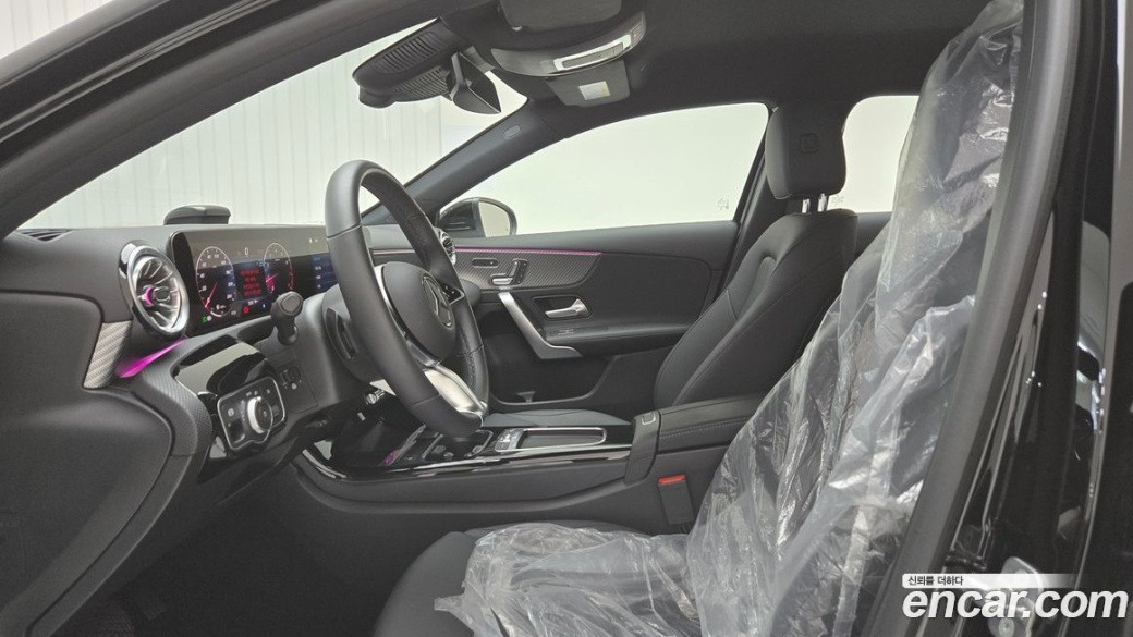 Mercedes-Benz A-Class A220 Hatchback, 2024