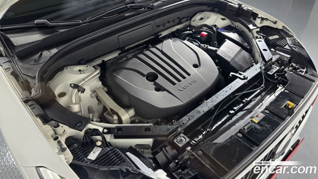 Volvo XC60 B5 Inscription, 2022