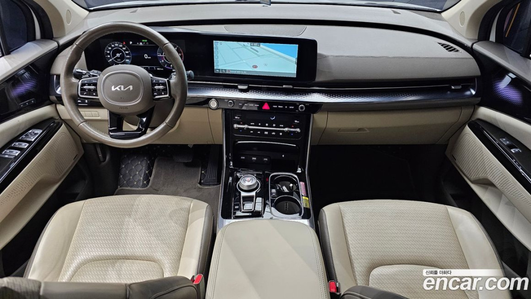 Kia Carnival 9-Seater Hi-Limousine, 2022