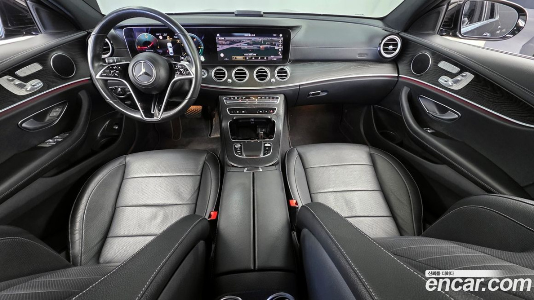 Mercedes-Benz E-Class E250 AMG Line, 2023