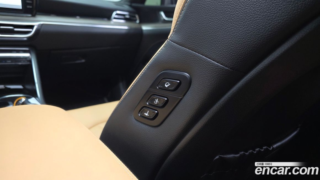 Kia K5 2.0, 2023
