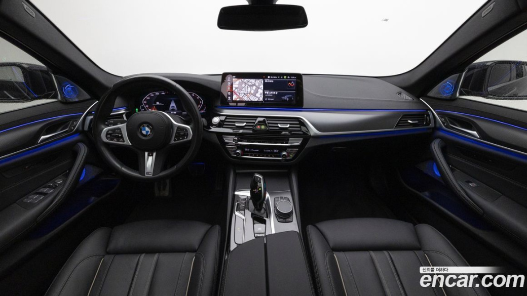 BMW 5-Series 520i M Sport, 2023