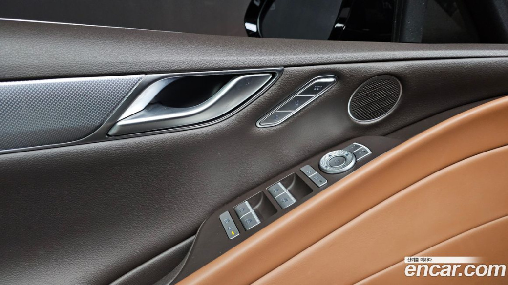 Genesis G80 Gasoline 2.5 Turbo AWD, 2024