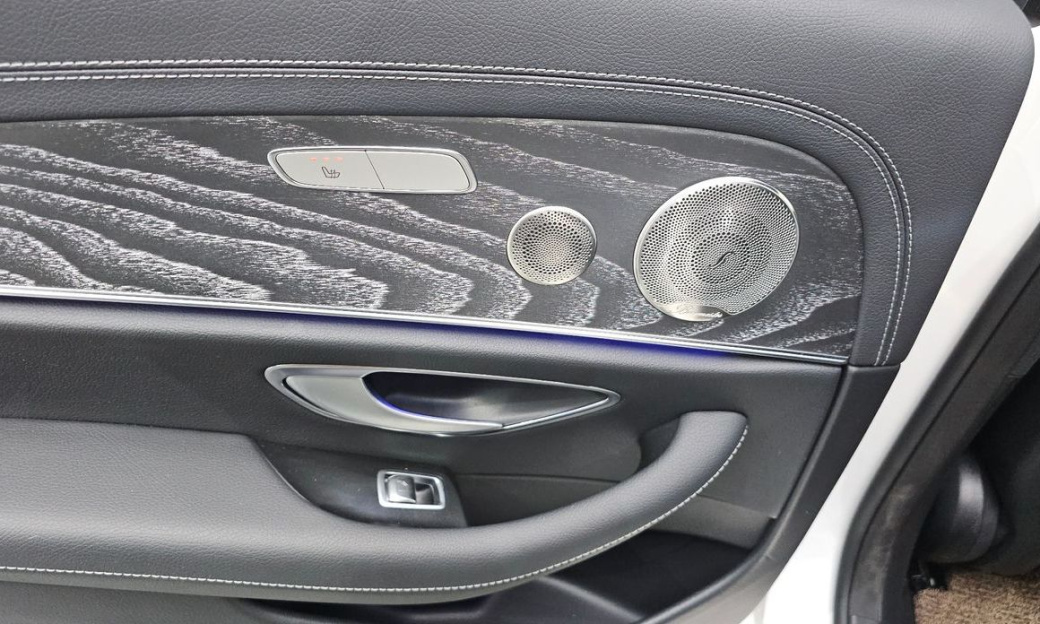 Mercedes-Benz E-Class E350 4MATIC Exclusive, 2023