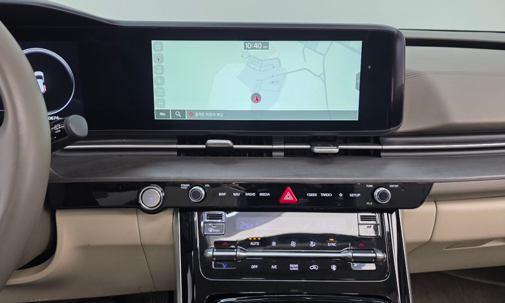 Kia Carnival 9-Seater Noblesse, 2023