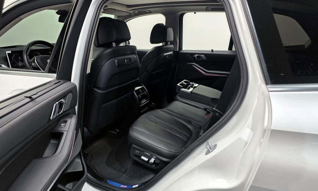 BMW X5 xDrive 40i xLine, 2025