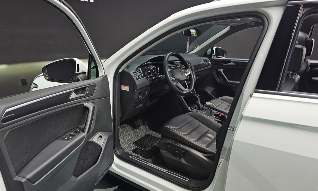 Volkswagen Tiguan 2.0 TDI Prestige, 2023