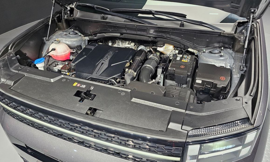 Hyundai Santafe Gasoline 2.5T 2WD, 2024