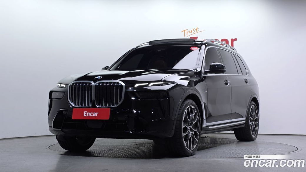 BMW X7 xDrive 40i M Sport 6STR, 2025