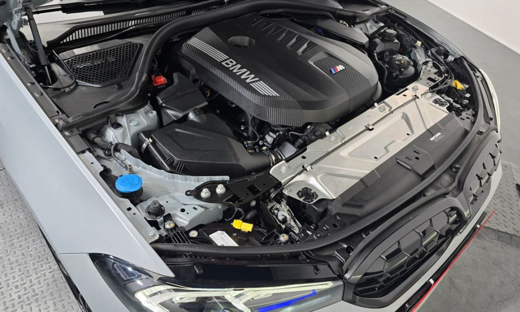 BMW 3-Series M340i, 2025