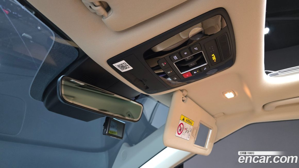 Kia Carnival 7-Seater Signature, 2022