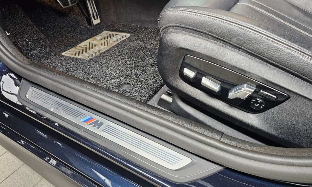 BMW 5-Series 520i M Sport, 2022