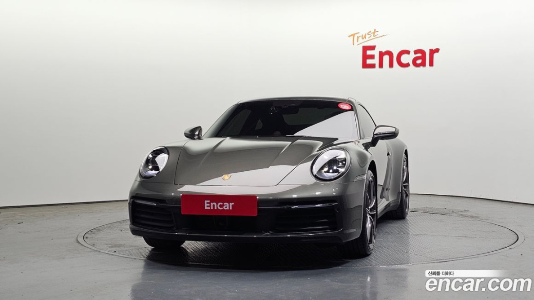 Porsche 911 Carrera S, 2023