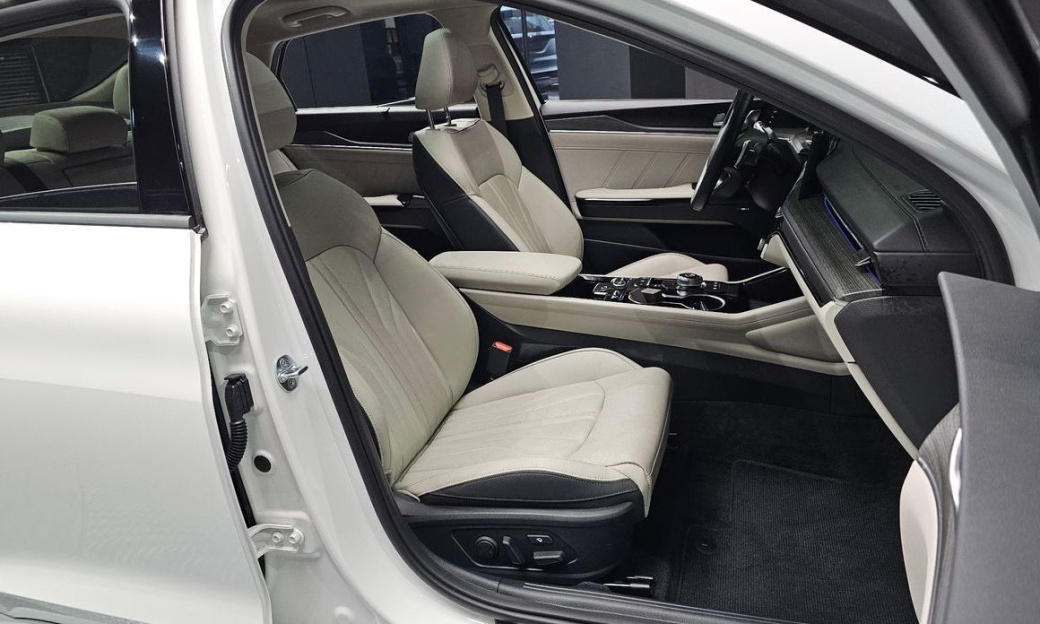 Kia K5 1.6 Turbo, 2024