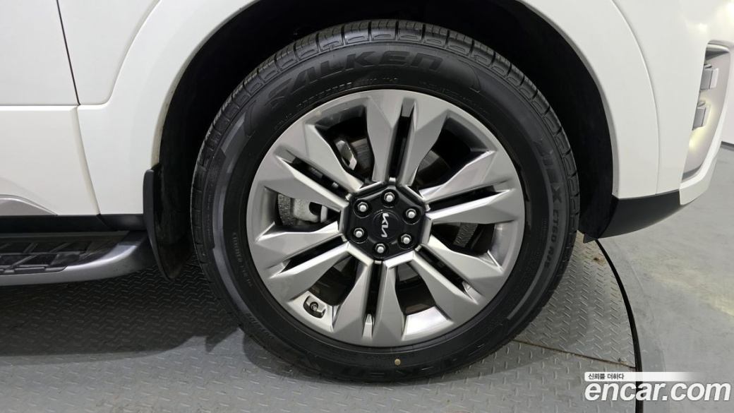 Kia Mohave Diesel 3.0 4WD 7-Seater, 2022