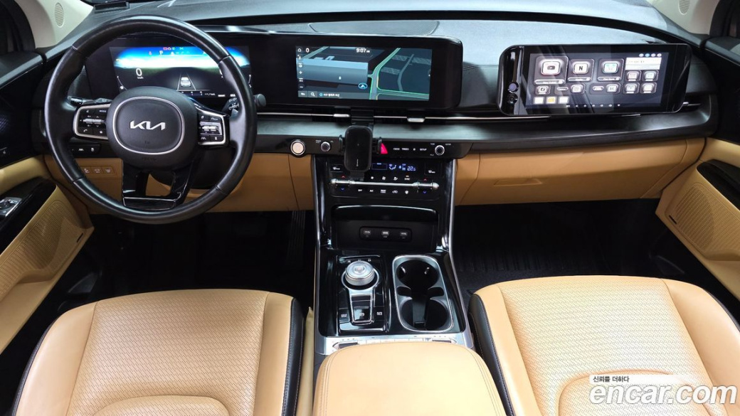 Kia Carnival 9-Seater Signature, 2022
