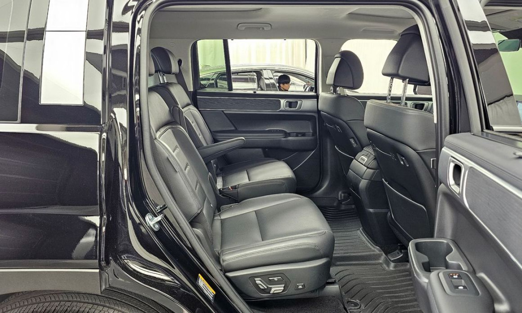 Hyundai Santafe Gasoline 2.5T 2WD, 2025