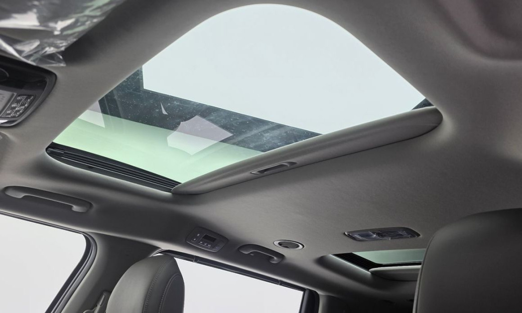 Kia Carnival 9-Seater Noblesse, 2025
