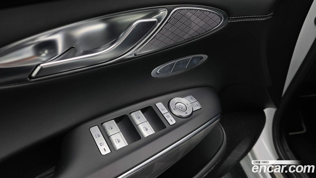 Genesis GV70 2.5T Gasoline 2WD, 2021