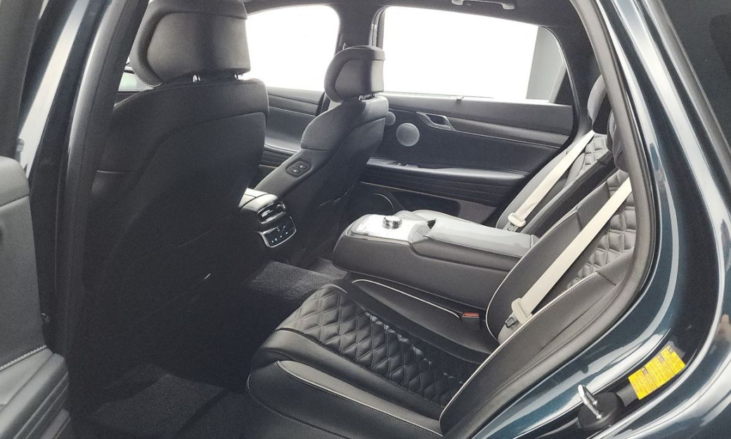 Genesis G80 Gasoline 2.5 Turbo AWD, 2025