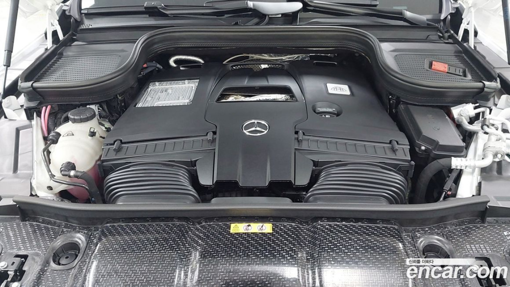 Mercedes-Benz GLS-Class Maybach GLS600 4MATIC, 2025
