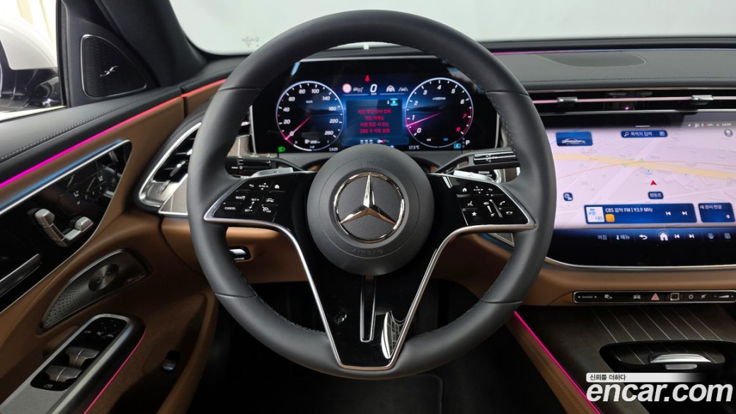 Mercedes-Benz E-Class E300 4MATIC Exclusive, 2026