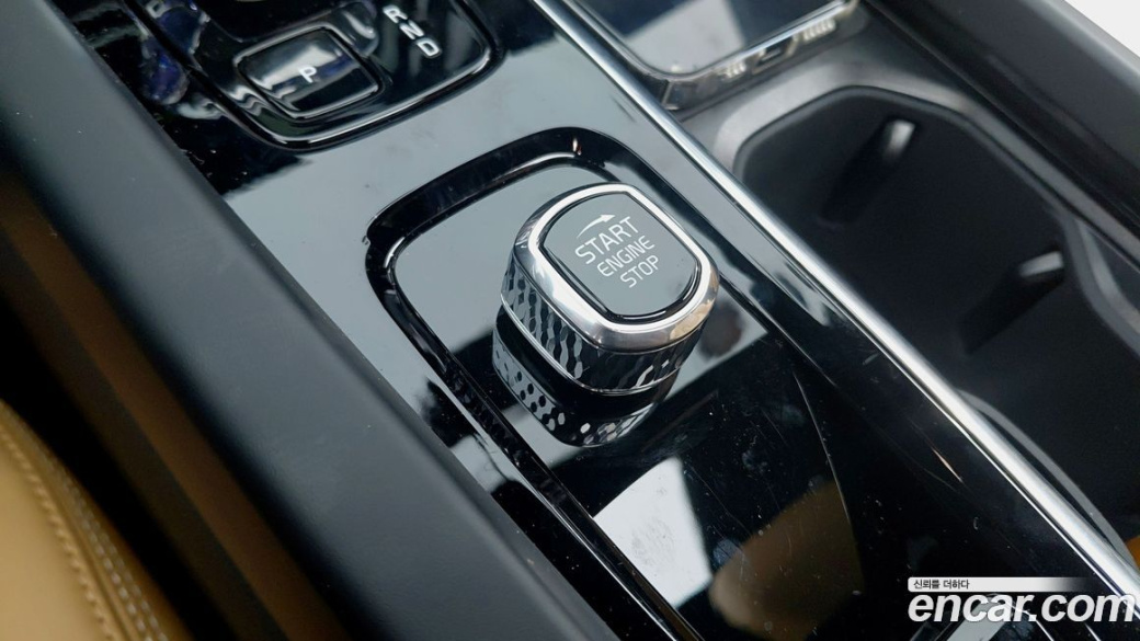 Volvo V60 B5 Ultimate AWD, 2024