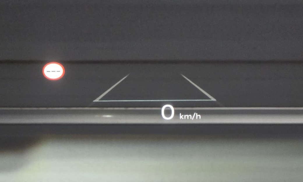 Kia Carnival 7-Seater Signature, 2024