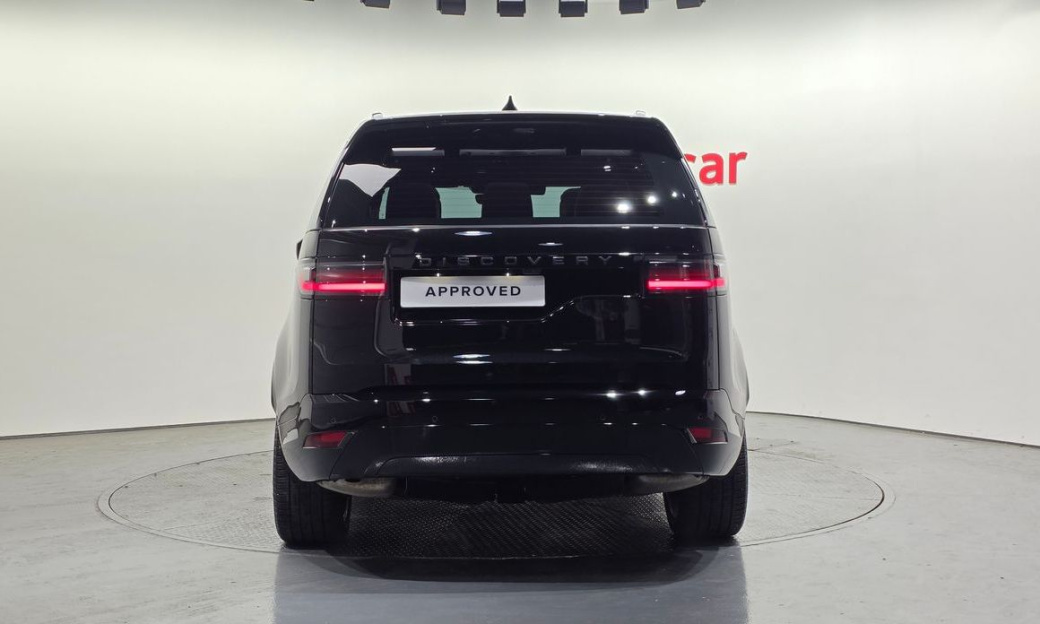 Land Rover Discovery D300 Dynamic HSE, 2024
