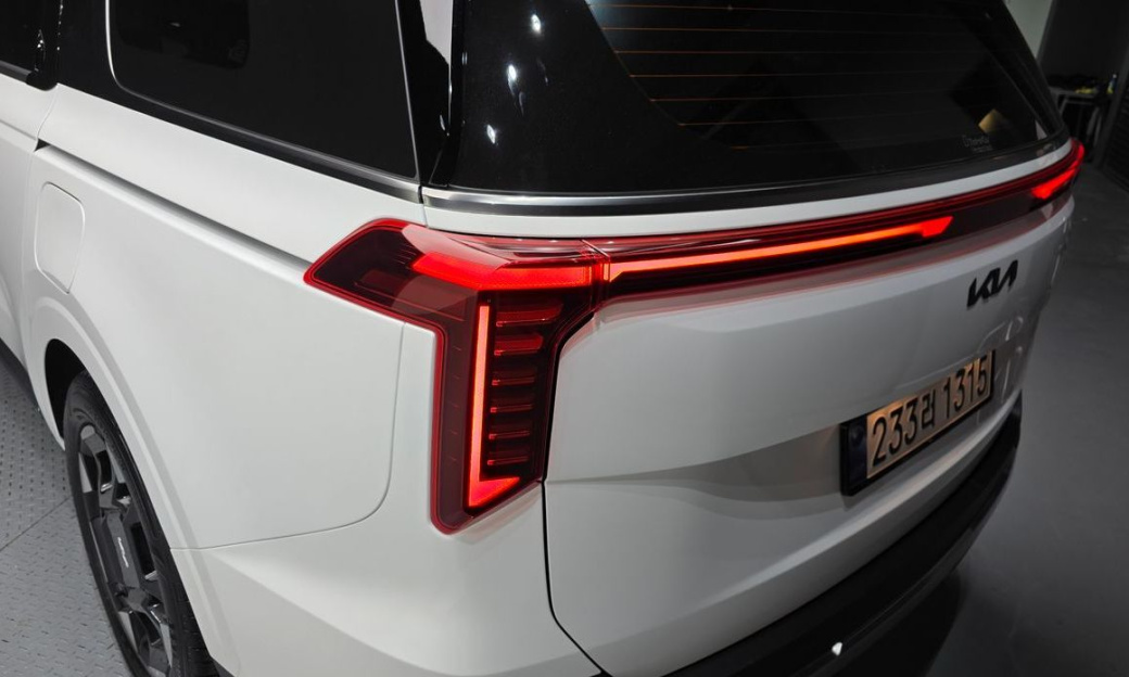 Kia Carnival 9-Seater Noblesse, 2025