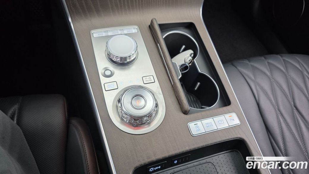 Genesis G80 Gasoline 2.5 Turbo AWD, 2025
