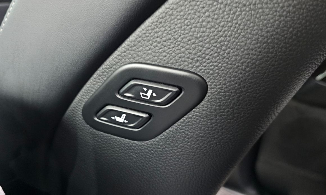 Kia Mohave Diesel 3.0 4WD 6-Seater, 2024