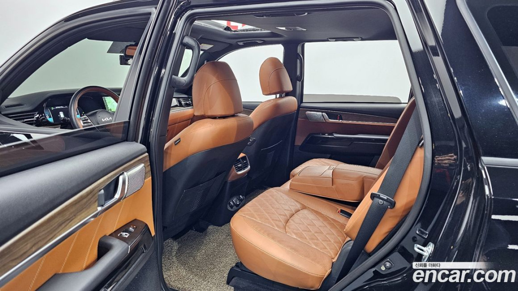 Kia Mohave Diesel 3.0 4WD 5-Seater, 2023