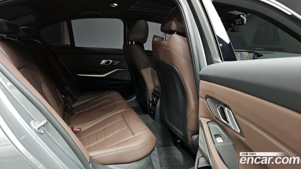 BMW 3-Series M340i Pro, 2025