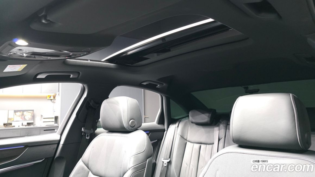 Audi A6 45 TFSI Quattro Premium, 2025