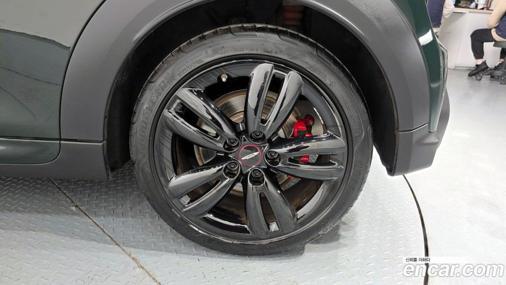 Mini Cooper Convertible JCW, 2024
