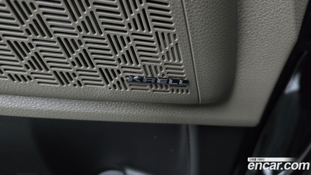 Kia Carnival 7-Seater Gravity, 2025