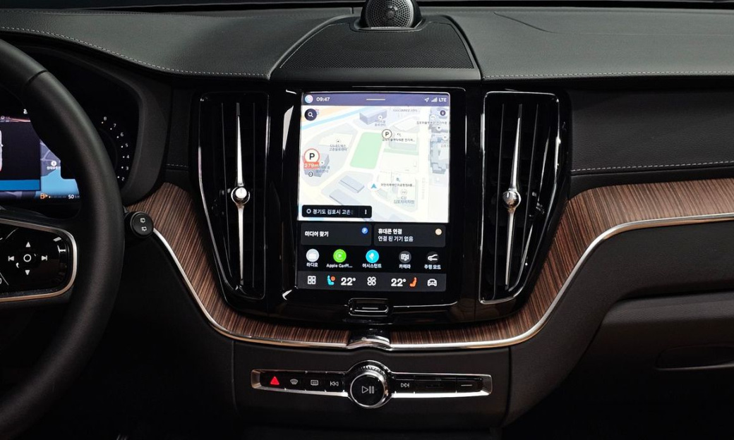 Volvo XC60 B6 Ultimate Bright, 2024