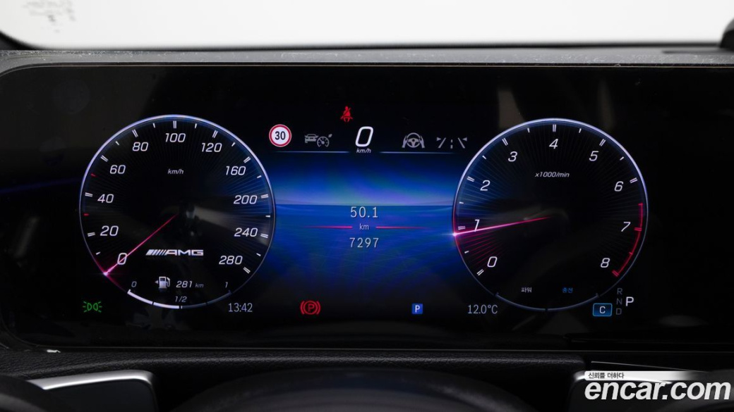 Mercedes-Benz GLB-Class AMG GLB35 4MATIC, 2025