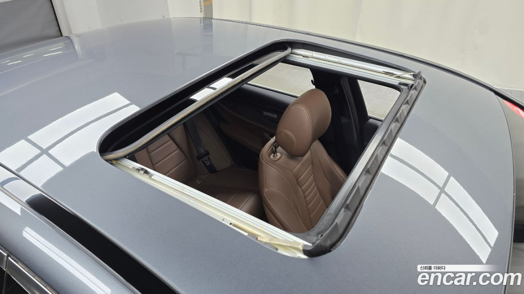 Mercedes-Benz E-Class E350 4MATIC Avantgarde, 2022