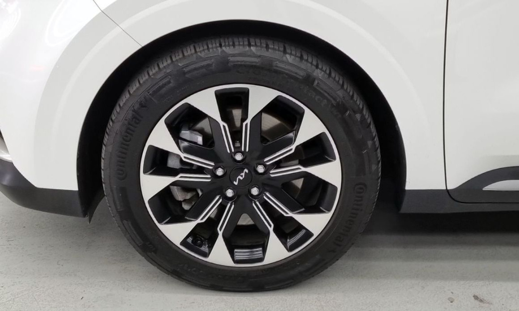 Kia Carnival 9-Seater Signature, 2023