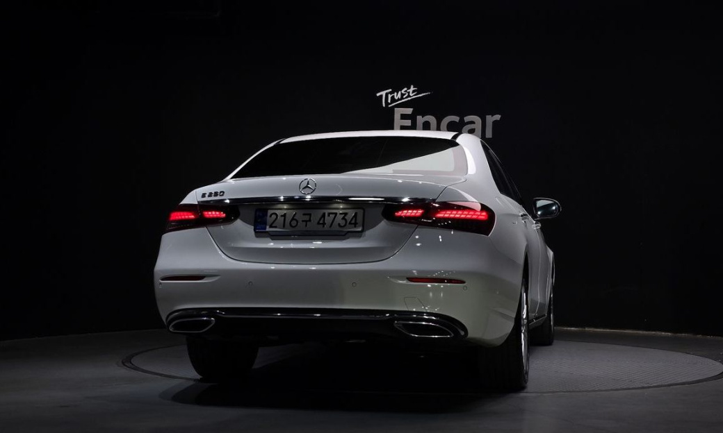 Mercedes-Benz E-Class E250 Exclusive, 2023