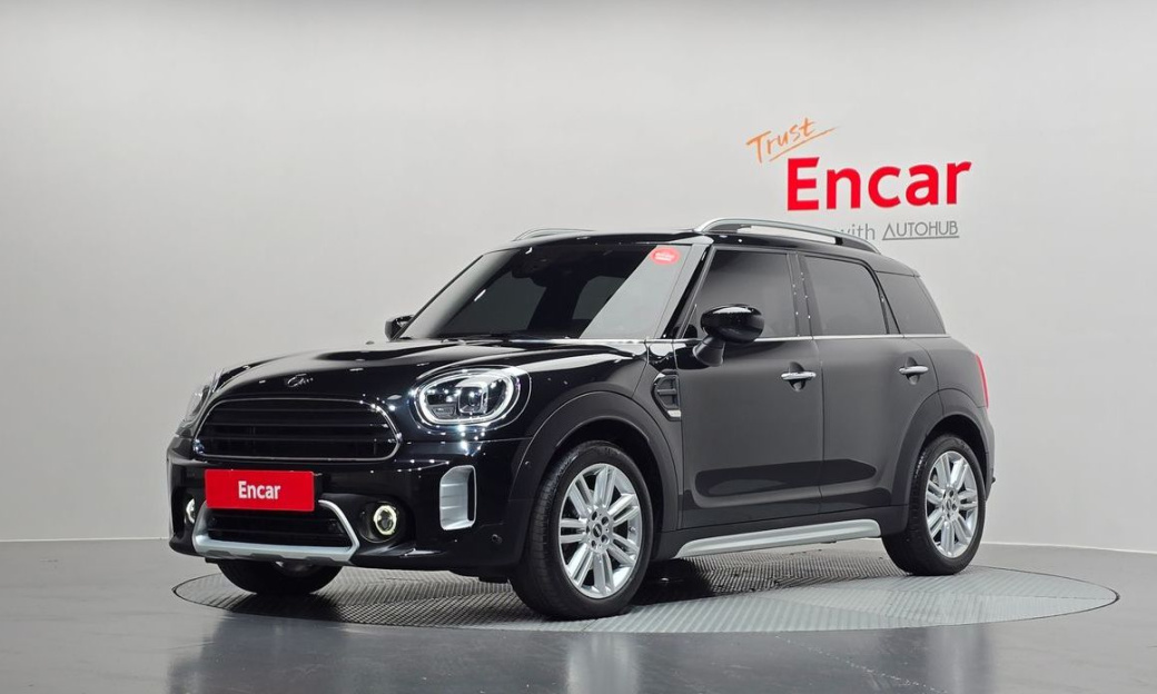 Mini Countryman Classic Plus Launch Pack, 2023