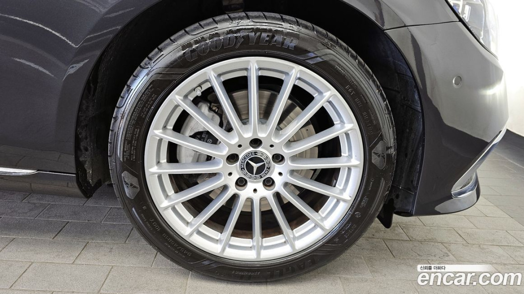 Mercedes-Benz E-Class E250 Exclusive, 2023