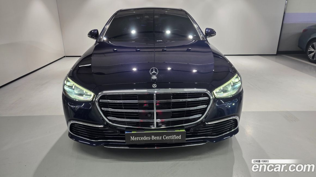 Mercedes-Benz S-Class S450 4MATIC, 2025