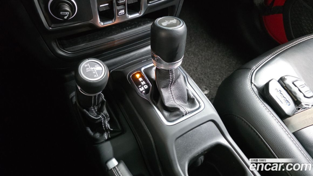 Jeep Wrangler 2.0 Overland Power Top 4Door, 2021