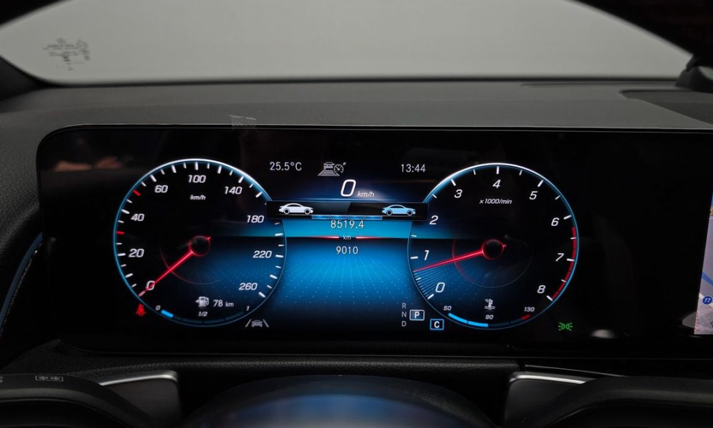 Mercedes-Benz GLB-Class GLB250 4MATIC, 2023