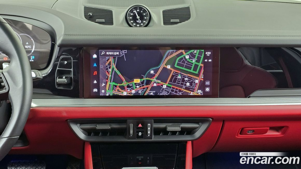 Porsche Cayenne 3.0, 2024