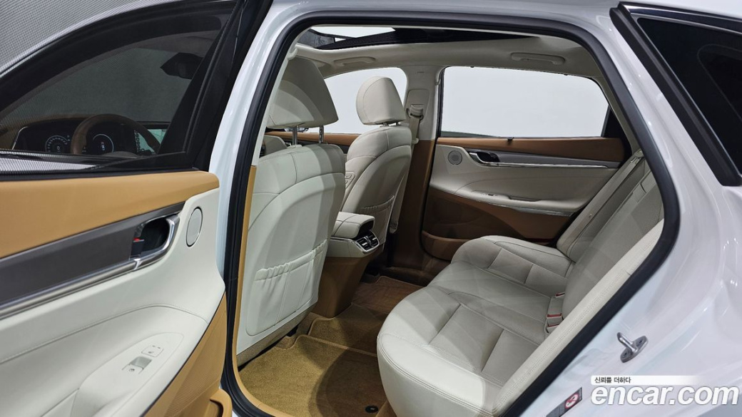Hyundai Grandeur 2.5, 2023